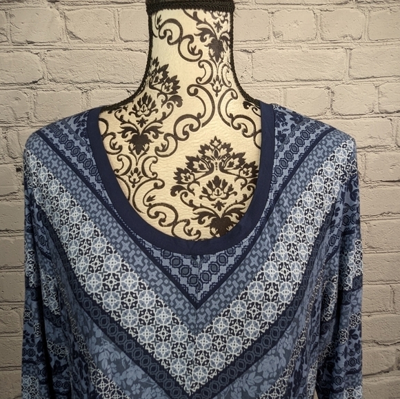 Croft & BARROW WOMENS LONG SLEEVE STRETCH KNIT GEOMETRIC PRINT PLUS SIZE 2X B23 - Picture 2 of 10
